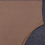 Body côtelé ajusté, alliant confort et allure irrésistible