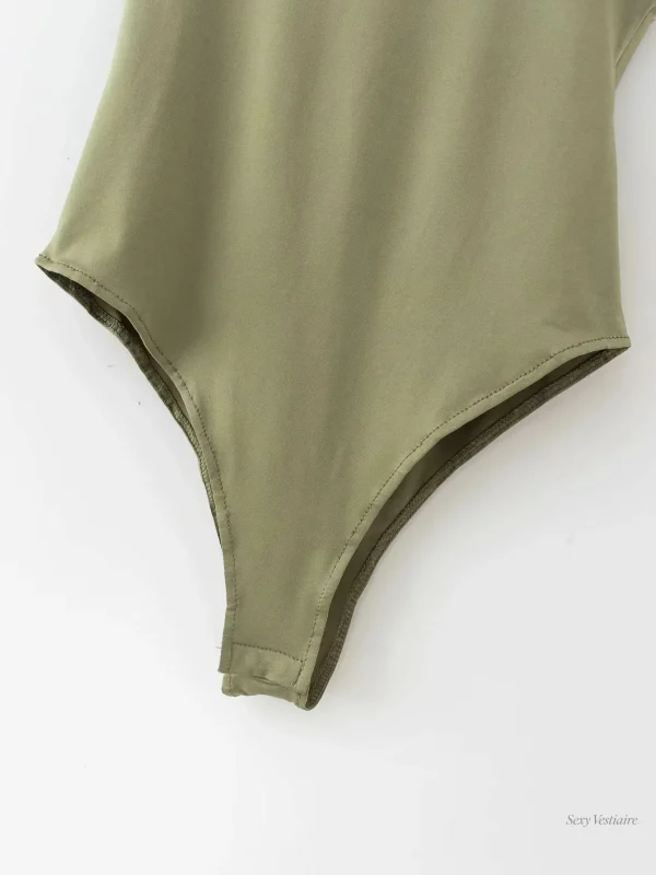 Body sexy avec finitions soignées pour un look raffiné