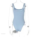 Body sexy bleu à bretelles, look chic et féminin