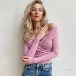 Body sexy avec décolleté séduisant et design contemporain