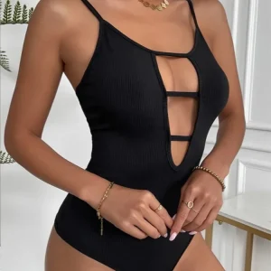 Body séduisant avec des détails raffinés pour femme