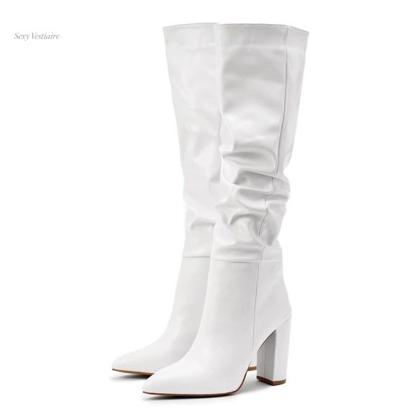Bottes élégantes blanches pour une allure séduisante