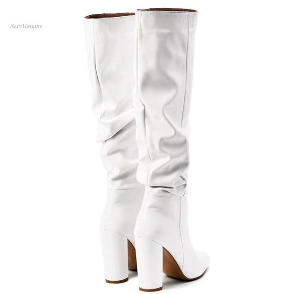 Bottes à talons blancs pour une soirée glamour