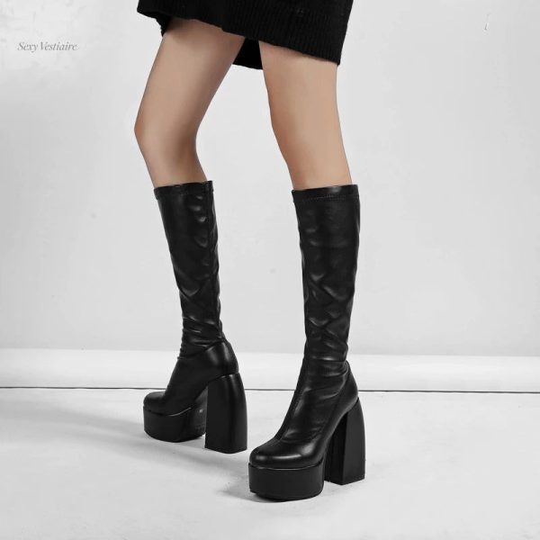 Bottes sexy en caoutchouc, confort et allure