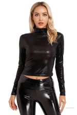 Top sexy avec décolleté séduisant pour soirées spéciales