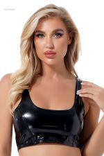 Haut noir chic pour un look audacieux