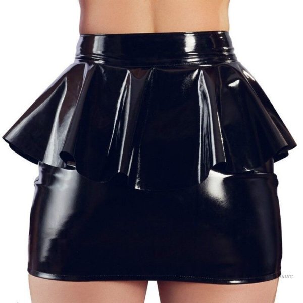 Jupe sexy courte, design tendance, idéale pour les sorties nocturnes