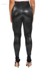 Legging noir effet cuir, confort et élégance réunis