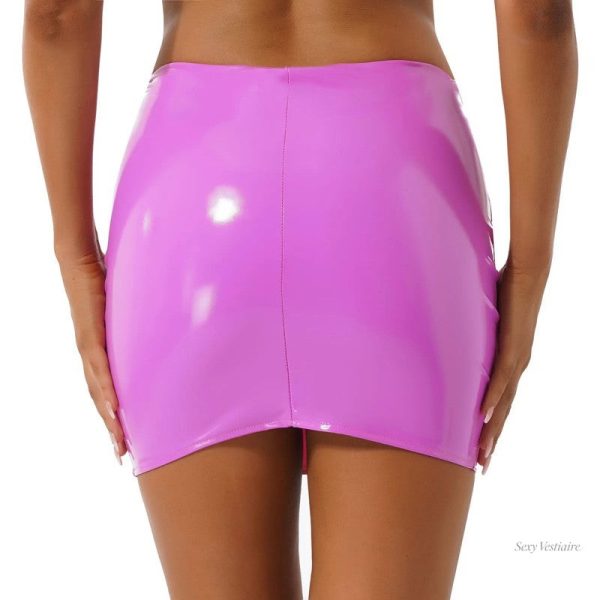 Jupe courte rose, un essentiel pour un style séduisant