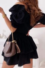 Vêtements féminins : mini robe élégante et sexy