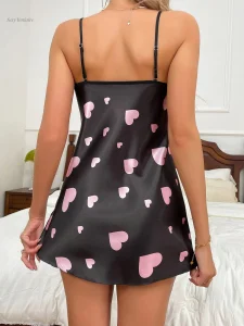 Nuisette sexy avec motif en forme de cœur