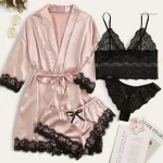 Nuisette sexy élégante en dentelle et satin