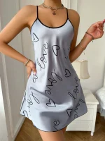Nuisette en tissu transparent pour un effet audacieux