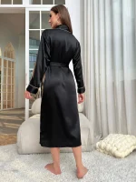 Nuisette polyvalente pour diverses occasions