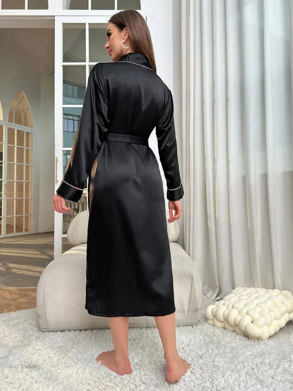 Nuisette polyvalente pour diverses occasions