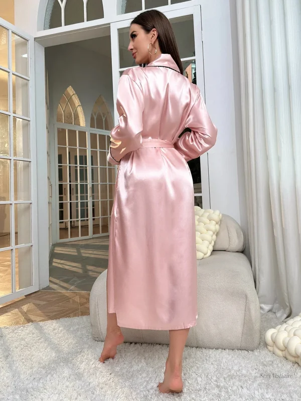 Nuisette sexy avec détails en dentelle
