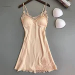 Nuisette sexy avec détails en dentelle