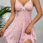 Vêtement de nuit sexy en dentelle, rose délicat et raffiné
