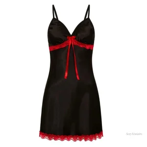 Nuisette satin avec détails raffinés pour un look chic