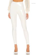 Pantalon blanc chic pour femme, alliant confort et charme