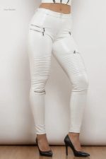 Pantalon sexy en blanc, idéal pour un style chic