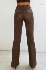 Pantalon sexy en cuir, un incontournable de la mode