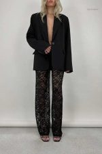 Pantalon fluide avec une coupe flatteuse et moderne