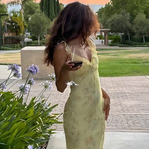 Robe Florale Sexy avec Décolleté