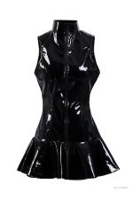 Robe sexy avec jupe évasée et décolleté séduisant