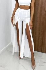Pantalon blanc chic, parfait pour des occasions spéciales