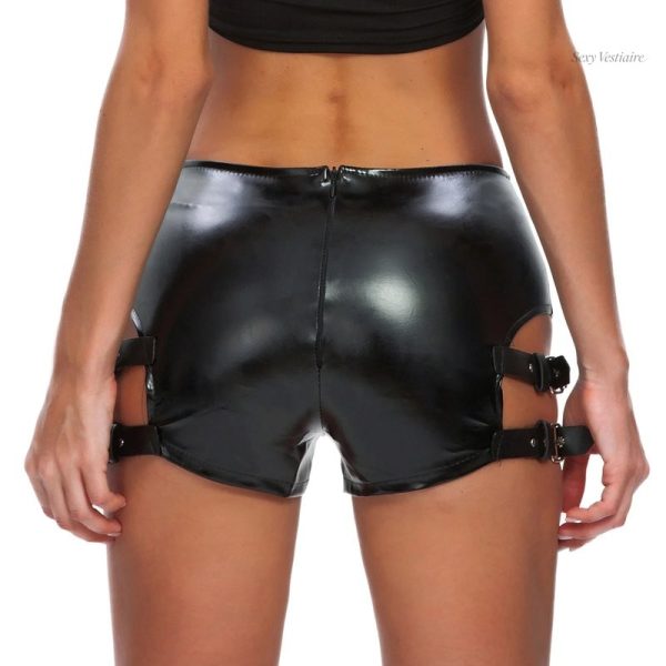 Short sexy, coupe moulante pour un effet glamour.