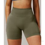 Short femme sexy en tissu léger et confortable