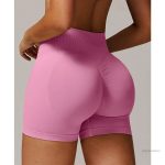 Short court pour femme, style audacieux et moderne