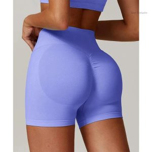 Short sexy ajusté, parfait pour les sorties d'été