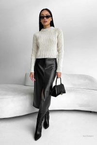 Tailleur jupe femme, parfait pour des occasions spéciales