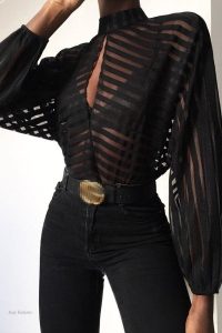 T-shirt sexy pour un look estival chic et élégant